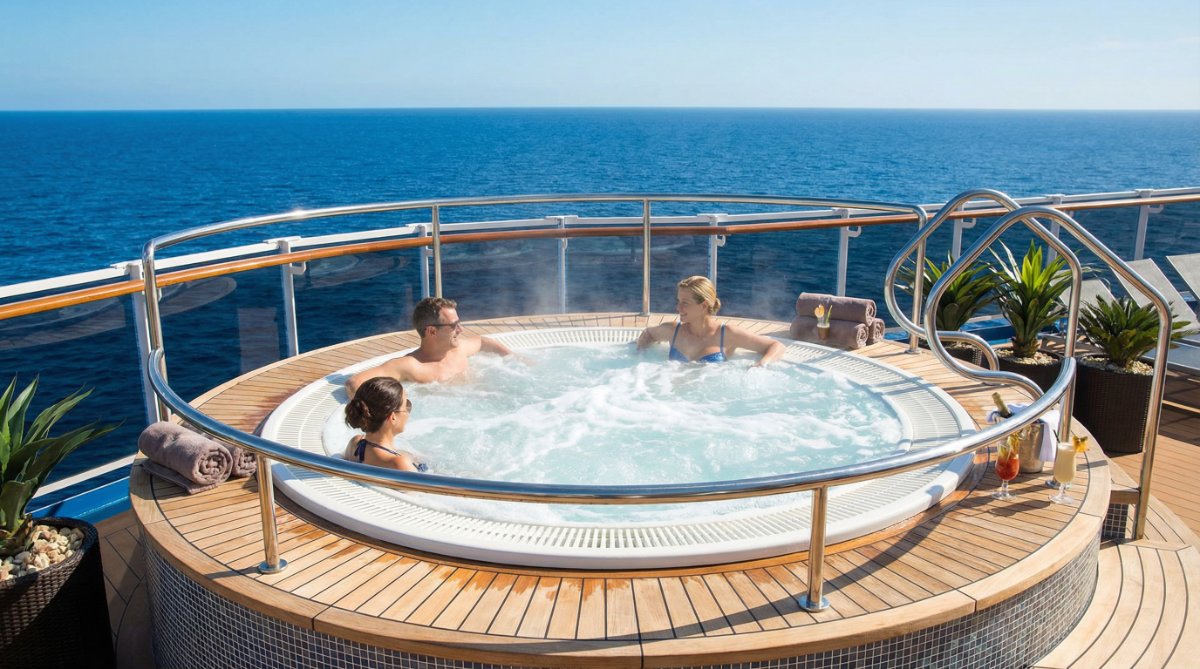 שייט בים - יום כיף באונייה